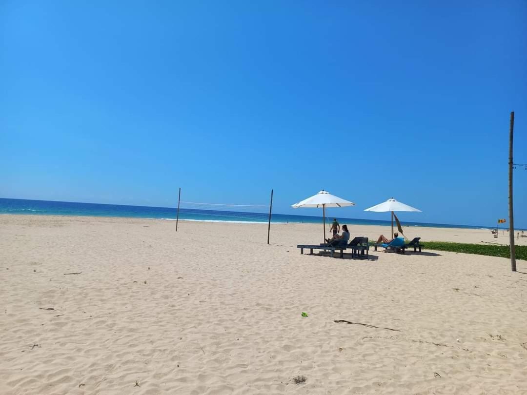 Dasa Beach View Habaraduwa Central Buitenkant foto