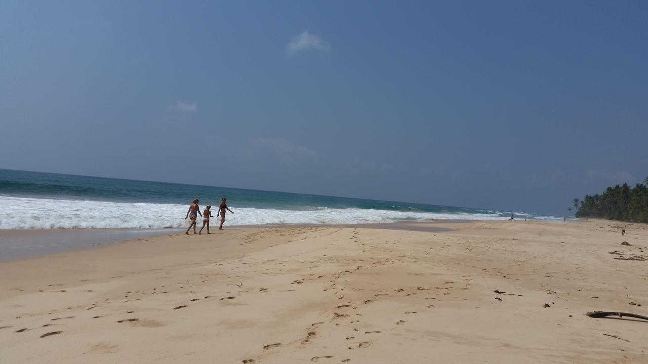 Dasa Beach View Habaraduwa Central Buitenkant foto